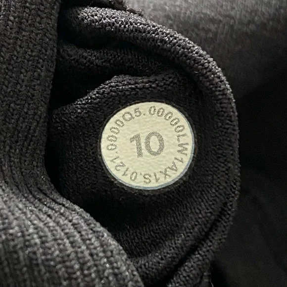 Lululemon Ebb to Street Tank Top B/C Cup Size 10 Black - Picture 5 of 6